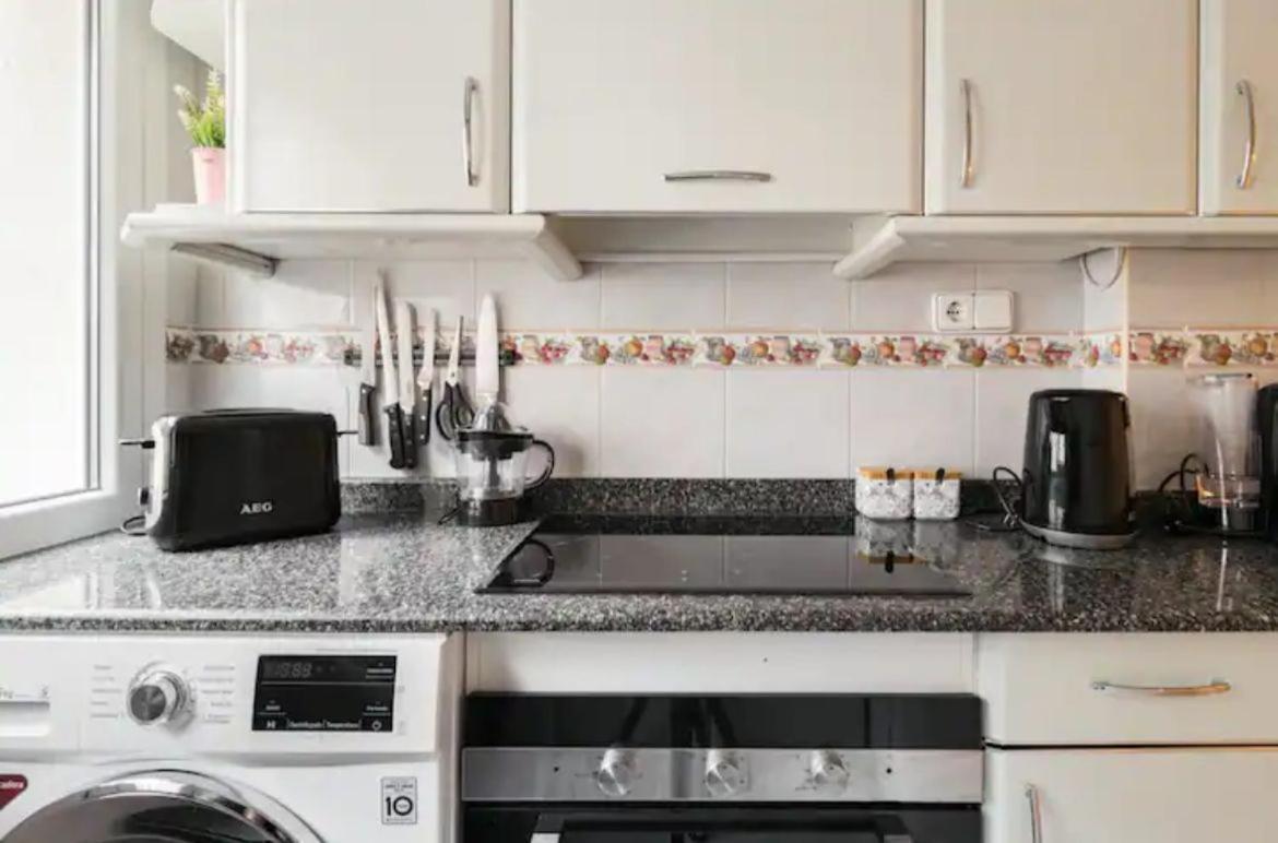 Central Monkey Apartment - Grupo Rh Santander Zewnętrze zdjęcie